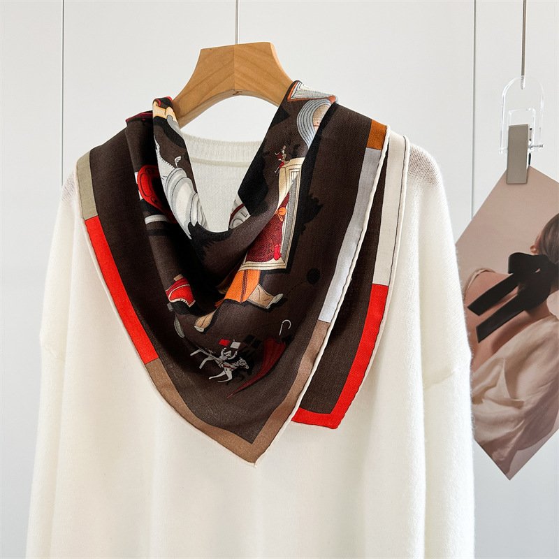 Lenço Estampado Dupla Face 65C - Luxury Bags Hong Kong avaliação e preço