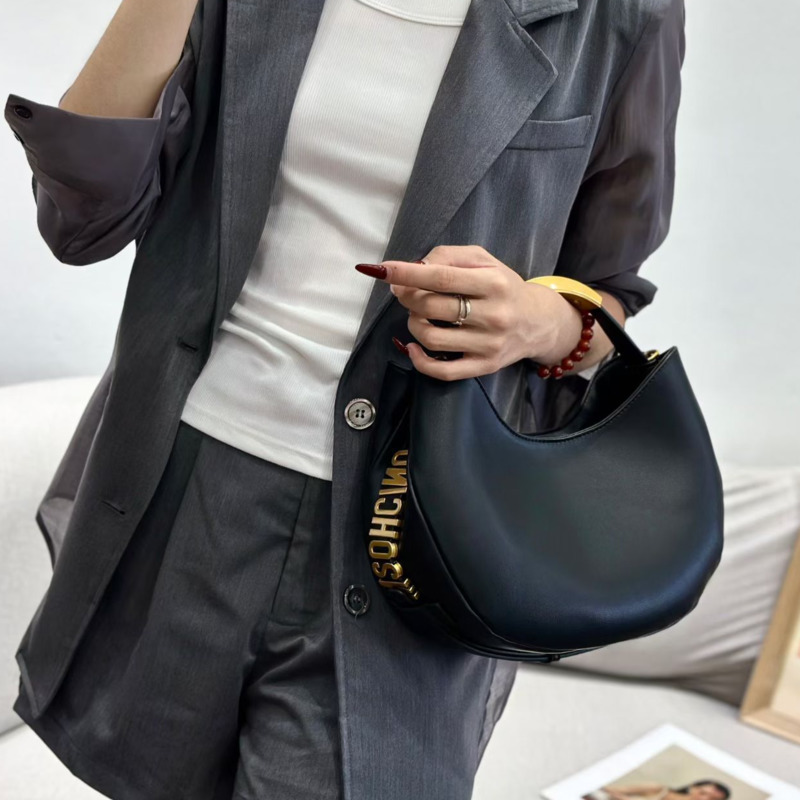 Bolsa Demi-Círculo Feminina co - Luxury Bags To Sell avaliação e preço