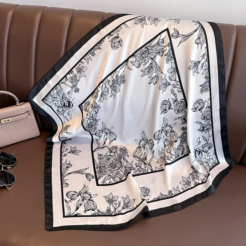 Lenço quadrado de seda com est - Luxury Bags Duffle avaliação e preço
