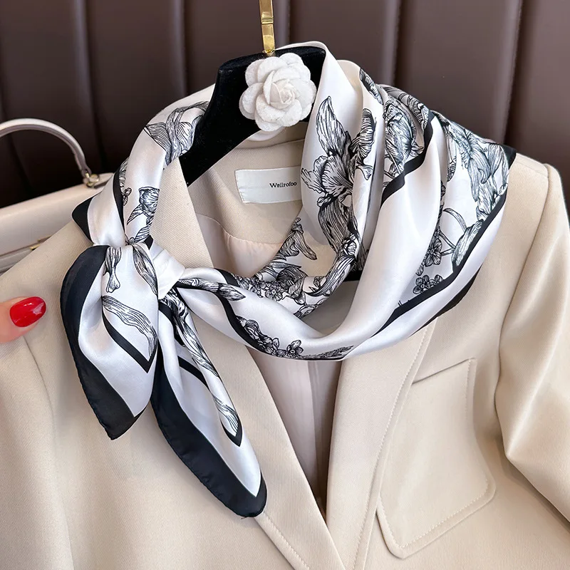 Lenço quadrado de seda com est - Luxury Bags Duffle avaliação e preço